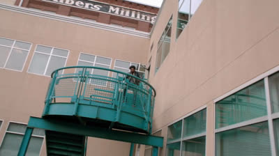 Grimm 2x20 El beso de la Musa  español