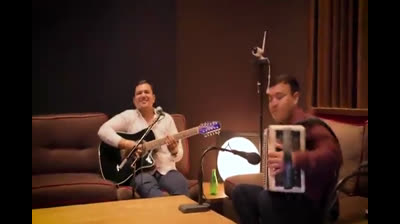 Espinoza Paz - Soltero Feliz (En Vivo)