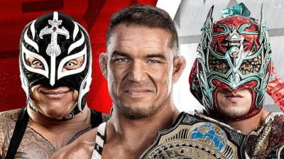 Chad Gable vs Rey Mysterio vs Dragon Lee
