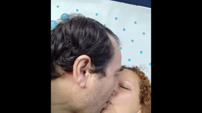 MI ESPOSO EL CALENTON  (CUMBIA)